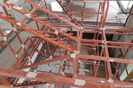 Ogled gradbišča nove Osnovne šole Frana Albrehta in seznanitev s potekom del občinskih svetnikov (44)